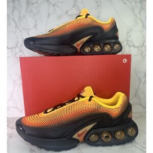 Nike Air Max DN SE Men's Size 10.5 Laser Orange Black Total Comet Red HM0810-800